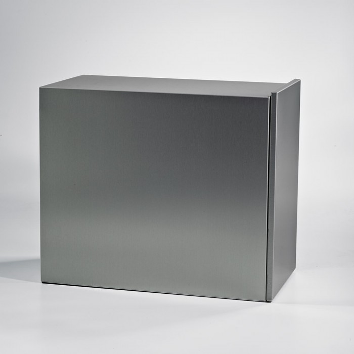 Elegant and refined product with a linear design